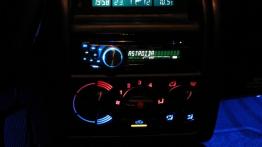 Opel Astra I F Sedan - galeria społeczności - konsola środkowa