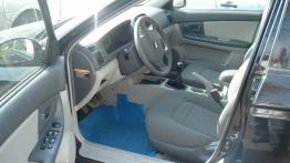 Kia Cerato  Hatchback - galeria społeczności - widok ogólny wnętrza z przodu