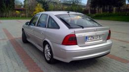 Opel Vectra B Hatchback - galeria społeczności - widok z tyłu