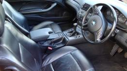 BMW Seria 3 Coupe - galeria społeczności - drzwi pasażera od wewnątrz