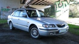 Mazda 626 V Sedan - galeria społeczności - prawy bok