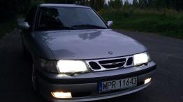Saab 9-3 I Hatchback - galeria społeczności - przód - reflektory włączone