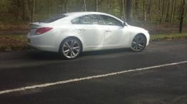 Opel Insignia  Hatchback - galeria społeczności - prawy bok