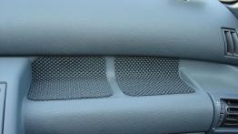 Renault Clio I  - galeria społeczności - schowek po stronie pasażera