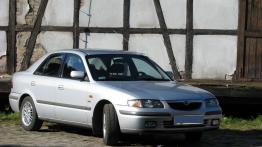 Mazda 626 V Sedan - galeria społeczności - prawy bok