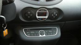 Renault Twingo II - galeria społeczności - panel sterowania wentylacją i nawiewem