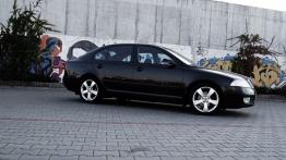 Skoda Octavia II Hatchback - galeria społeczności - prawy bok