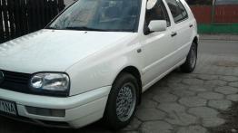 Volkswagen Golf III Hatchback - galeria społeczności - lewy bok