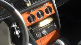 Mercedes 190  W201 - galeria społeczności - konsola środkowa