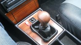 Mercedes 190  W201 - galeria społeczności - skrzynia biegów