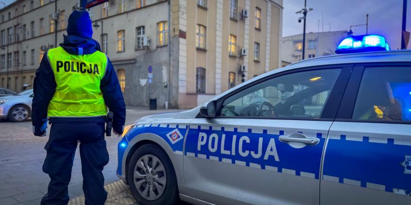Mandaty 2026: fotoradar, odcinkowy pomiar i ręczne kontrole. Jak działa „tolerancja” policji?