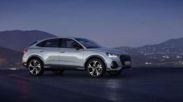Audi Q3 Sportback - prawy bok