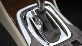 Opel Insignia Hatchback - skrzynia biegów