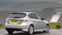 Subaru Impreza 2007 Hatchback - widok z tyłu