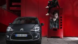 Citroen C3 Red Block - przód - reflektory wyłączone