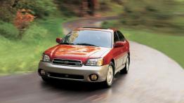 Subaru Outback - widok z przodu