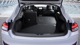 Hyundai i30 Fastback - bagażnik