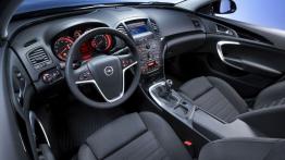 Opel Insignia Hatchback - pełny panel przedni