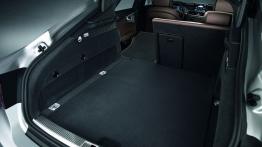 Audi A7 Sportback - tylna kanapa złożona, widok z bagażnika