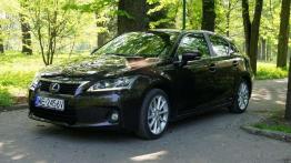 Bezszelestnie wjeżdża przyszłość - Lexus CT