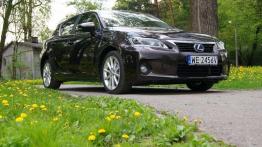 Bezszelestnie wjeżdża przyszłość - Lexus CT