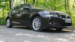Bezszelestnie wjeżdża przyszłość - Lexus CT