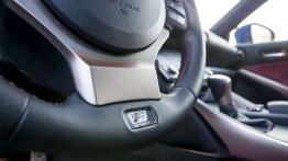 Lexus IS 200t - wojownik o gołębim sercu