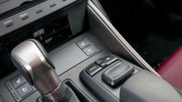 Lexus IS 200t - wojownik o gołębim sercu