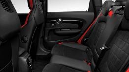 Nowy MINI Clubman również w wersji JCW