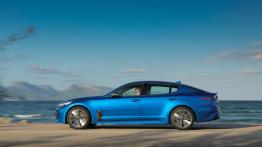 Czerwony Stinger jest szybszy! Potwierdzają to sami kierowcy