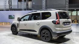 Dacia odświeża gamę. Sandero, Sandero Stepway i Jogger z nową hybrydą, Spring zyskał na mocy