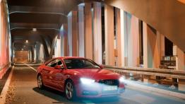 Audi A5 Coupe Facelifting w Szczawnicy - przód - reflektory włączone