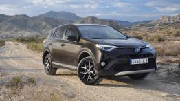 Toyota RAV4 (2016) - galeria redakcyjna - widok z przodu