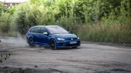 Volkswagen Golf R Variant - galeria redakcyjna - widok z przodu
