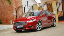 Ford Mondeo V - galeria redakcyjna - widok z przodu