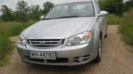 Kia Cerato Sedan 2.0 CRDi 112KM - galeria redakcyjna - widok z przodu