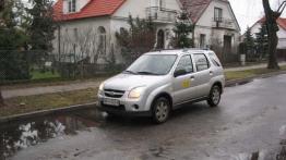 Suzuki Ignis 1.3 16V 2 WD - widok z przodu