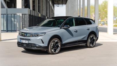 Opel Grandland 1.6 Plug-in Hybrid GS nie porywa za serce, za to jest do bólu pragmatyczny