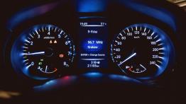 Nissan Pulsar 1.2 DIG-T 115 KM - galeria redakcyjna - zestaw wskaźników
