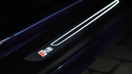 Audi R8 Coupe Facelifting 5.2 FSI 525KM - galeria redakcyjna - listwa progowa