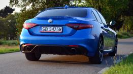 Alfa Romeo Giulia Veloce 2.0 TBi 280 KM - galeria redakcyjna - widok z ty?u