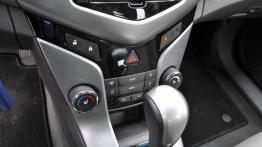 Chevrolet Cruze - galeria redakcyjna - konsola środkowa