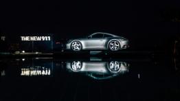 Porsche 911 (992) - galeria redakcyjna - lewy bok