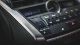 Lexus NX 200t F-Sport - galeria redakcyjna - konsola środkowa