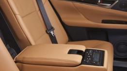 Lexus GS IV 350 (2012) - wersja amerykańska - podłokietnik tylny
