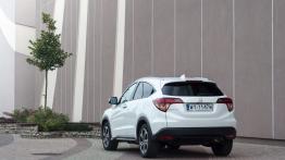 Honda HR-V 1.5 i-VTEC 130 KM - galeria redakcyjna - widok z tyłu
