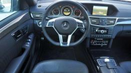 E500 4Matic - demon w przebraniu Mercedesa?