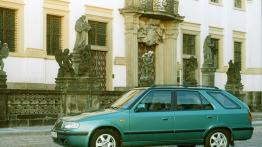 Skoda Felicia - lewy bok