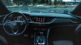 Opel Insignia Grand Tourer GSi 2.0 BiTurbo CDTI 210 KM - galeria redakcyjna - inny element panelu pr