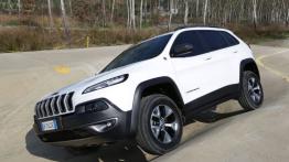 Jeep Cherokee KL (2014) Trailhawk - wersja europejska - lewy bok
